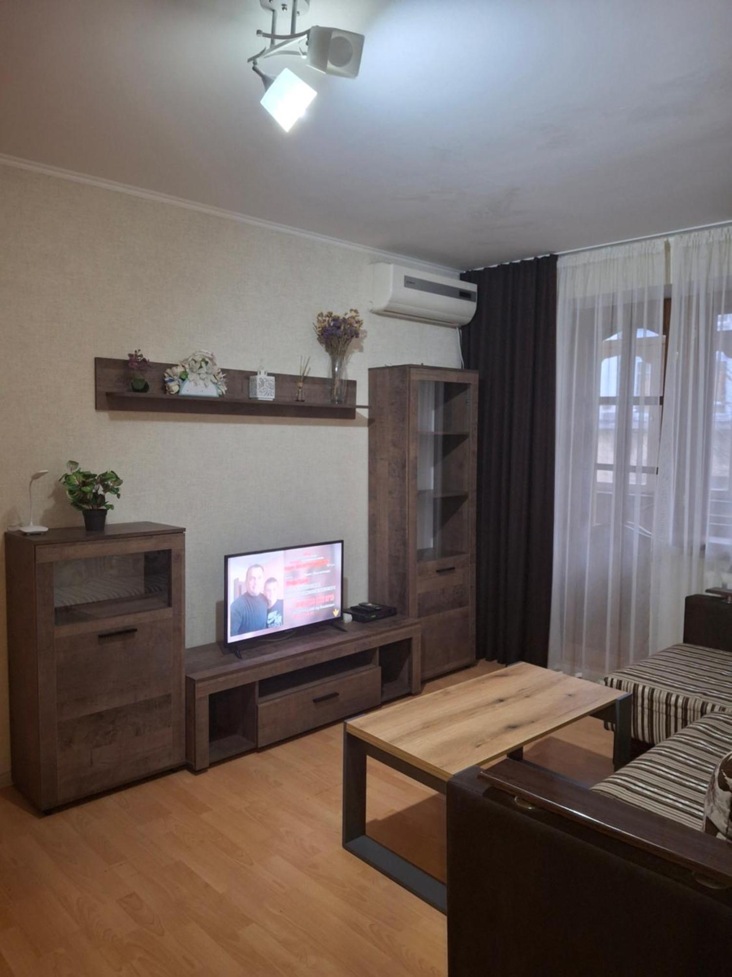 4 Площа Гагаріна Daire Vinnitsya Dış mekan fotoğraf